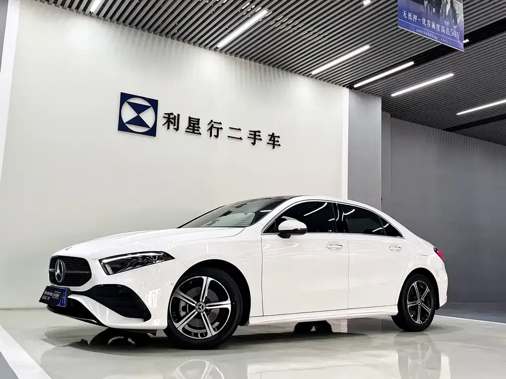 Mercedes-Benz A-Class — фото 1