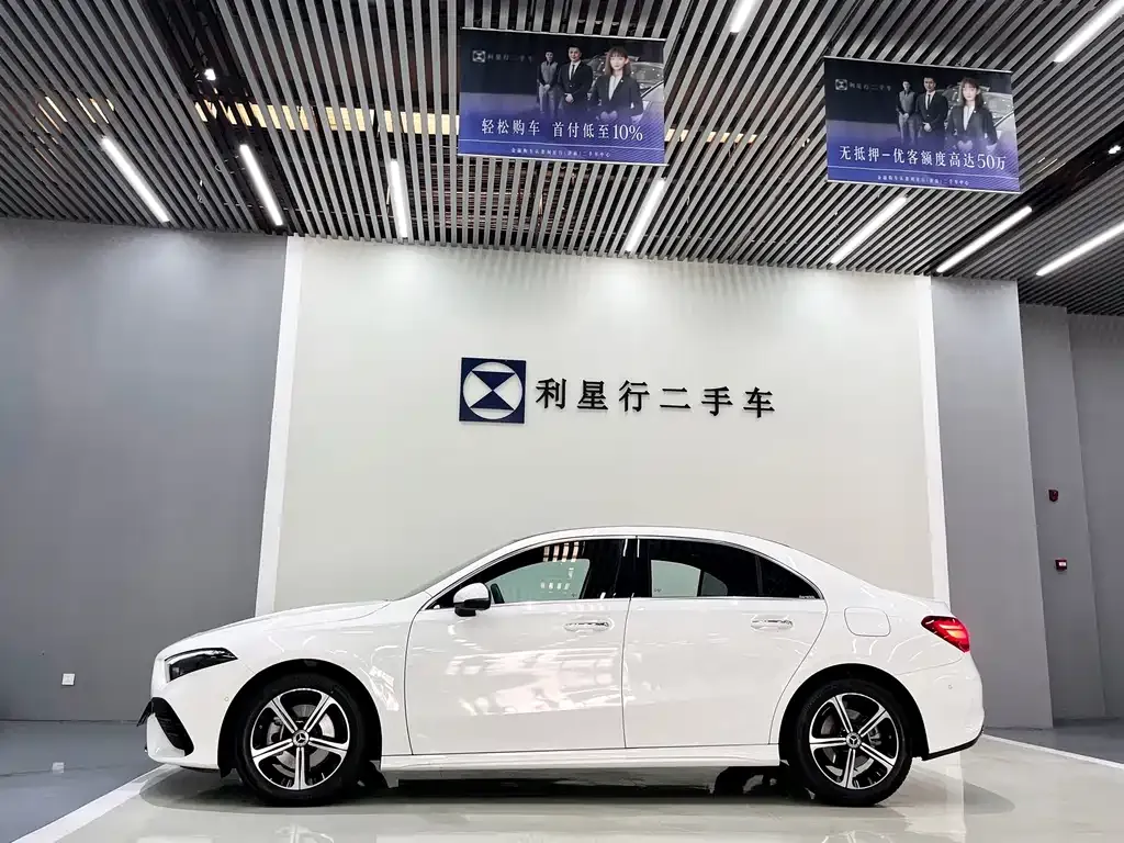 Mercedes-Benz A-Class — фото 10