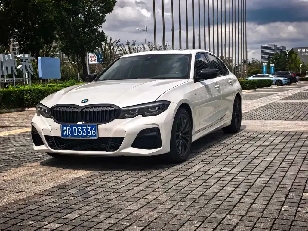 BMW 3 Series — фото 1