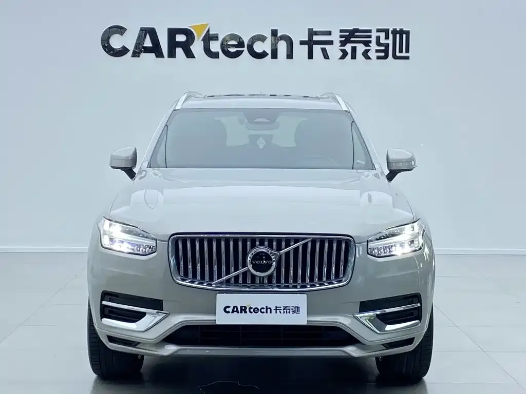 Volvo XC90 — фото 2