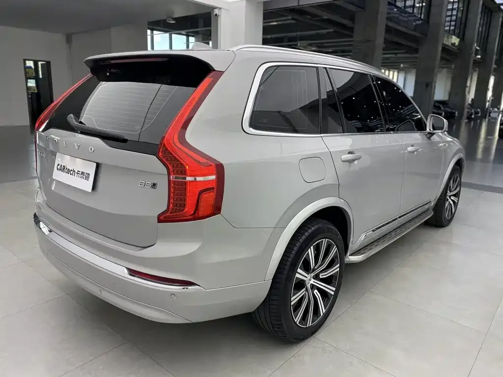 Volvo XC90 — фото 9