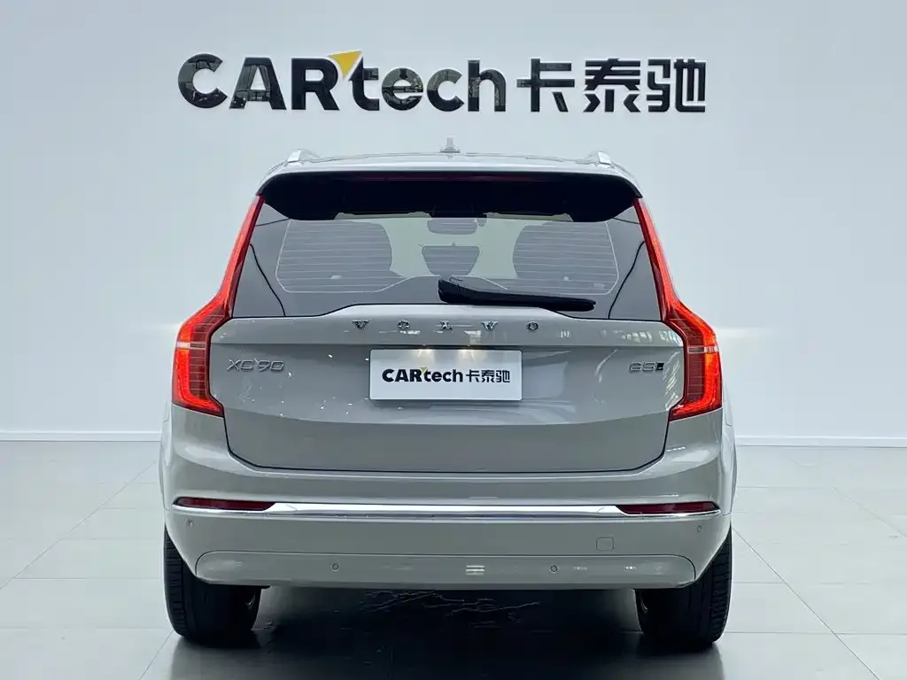 Volvo XC90 — фото 4