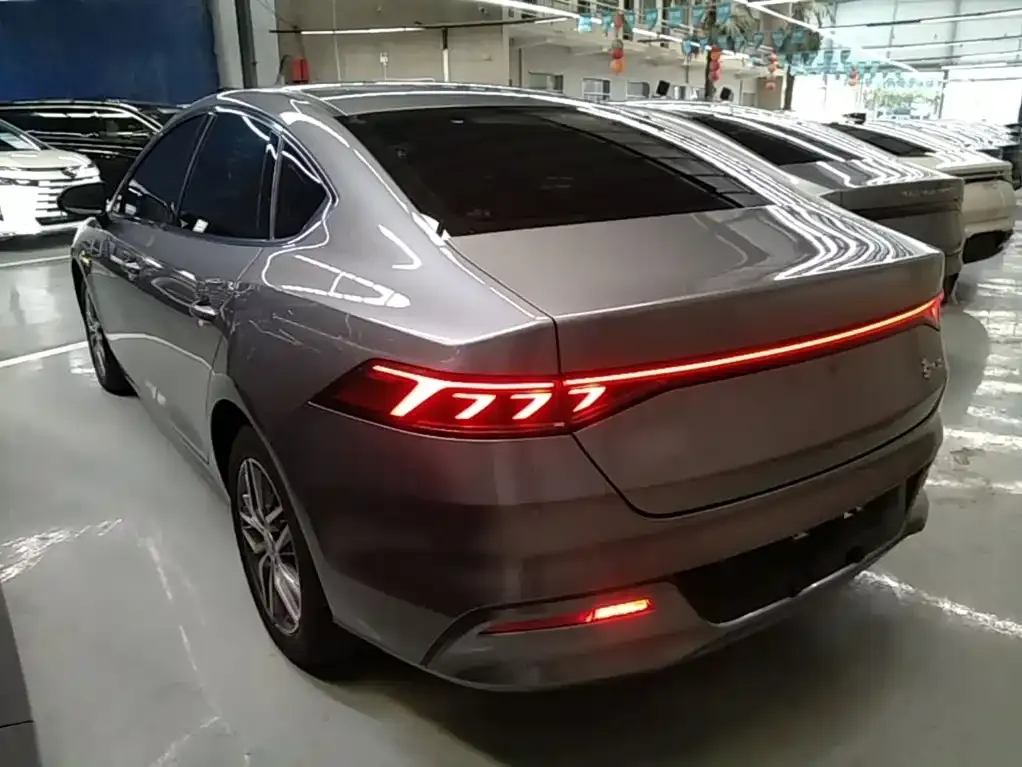 BYD Qin PLUS — фото 8