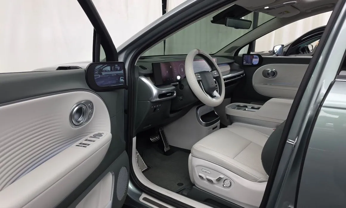 Hyundai Ioniq9 — фото 6