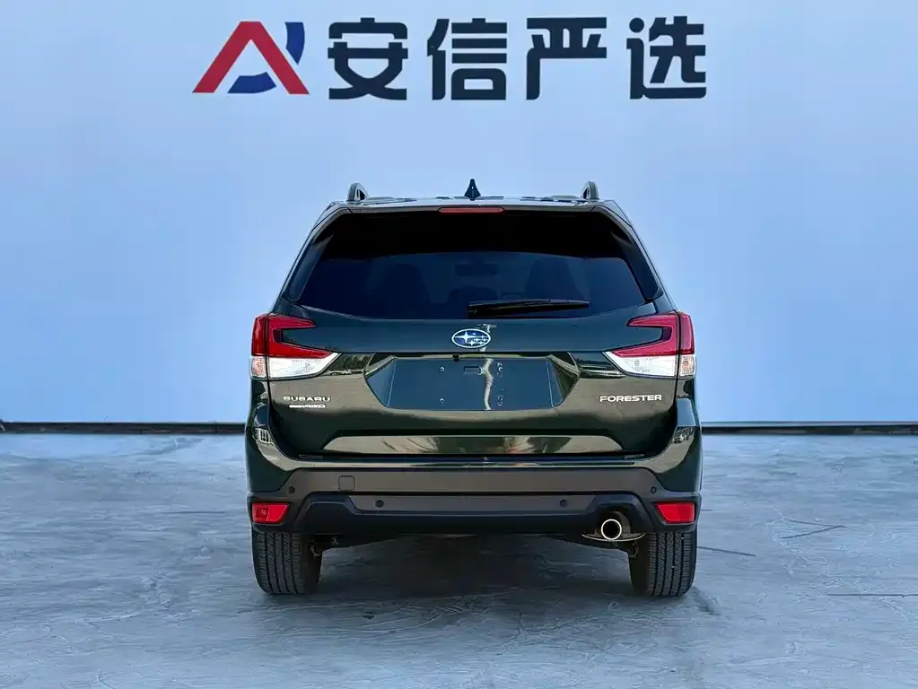 Subaru Forester — фото 4