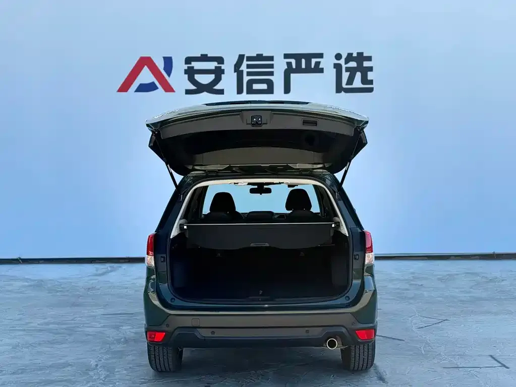Subaru Forester — фото 2
