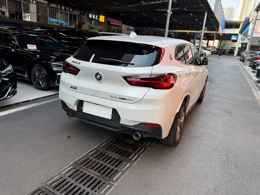 BMW X2 — фото 9