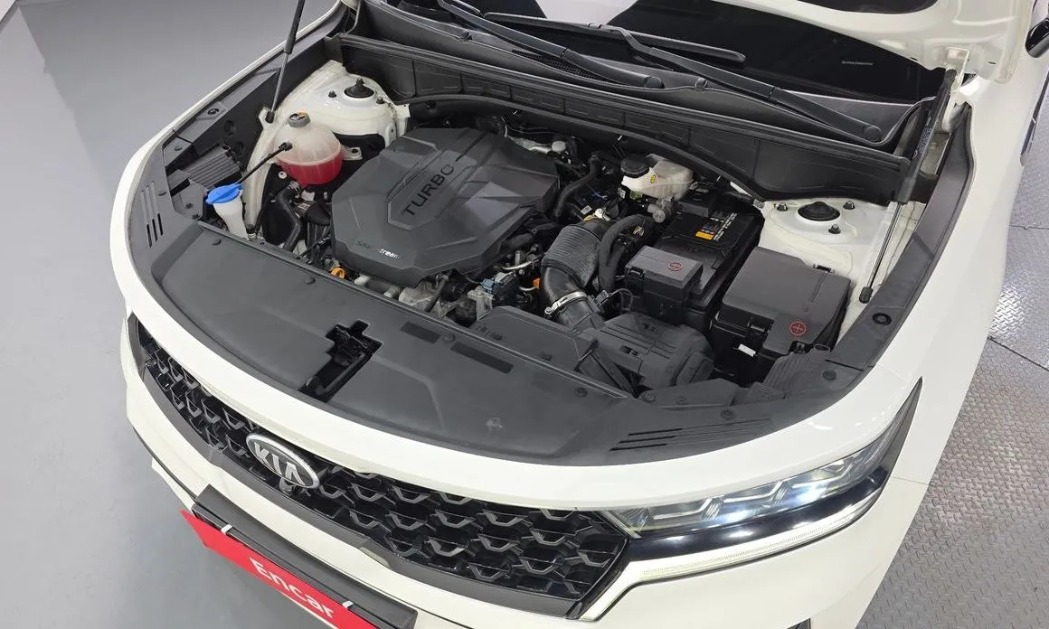 Kia Sorento — фото 6