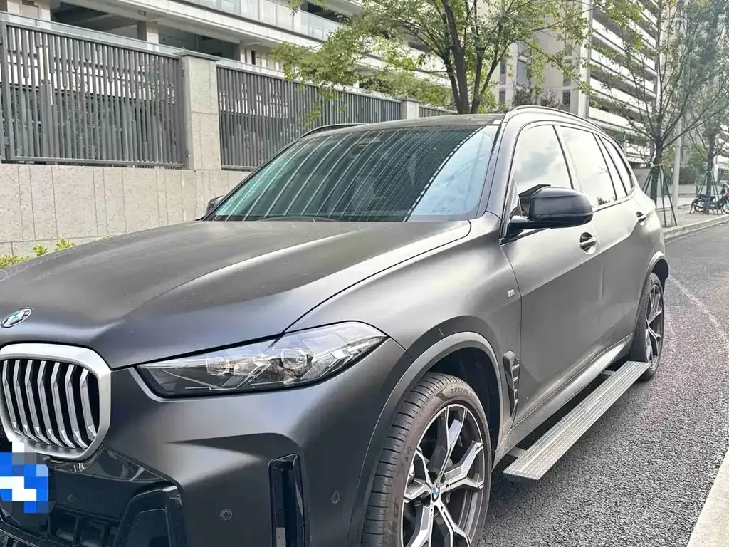 BMW X5 — фото 1