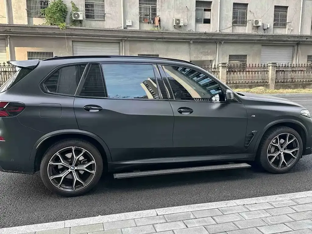 BMW X5 — фото 10