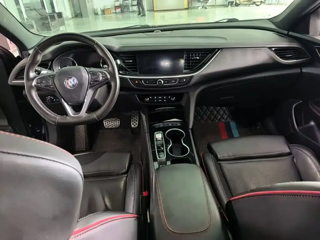 Buick Regal — фото 7