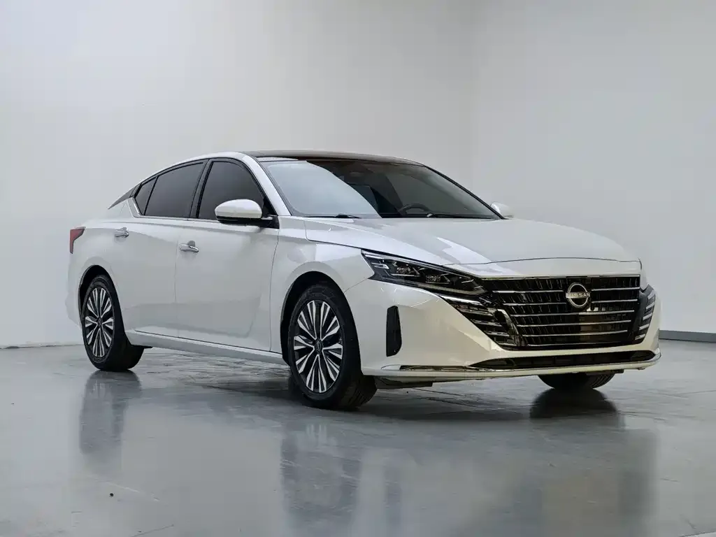 Nissan Teana — фото 2