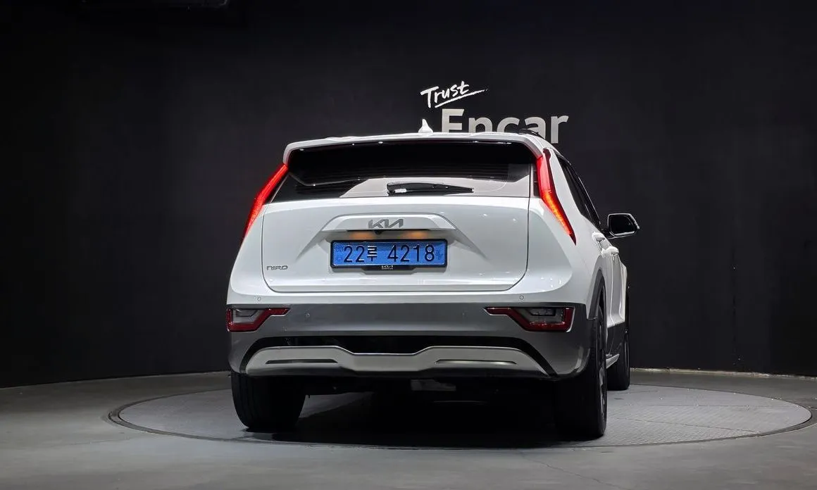 Kia Niro — фото 10