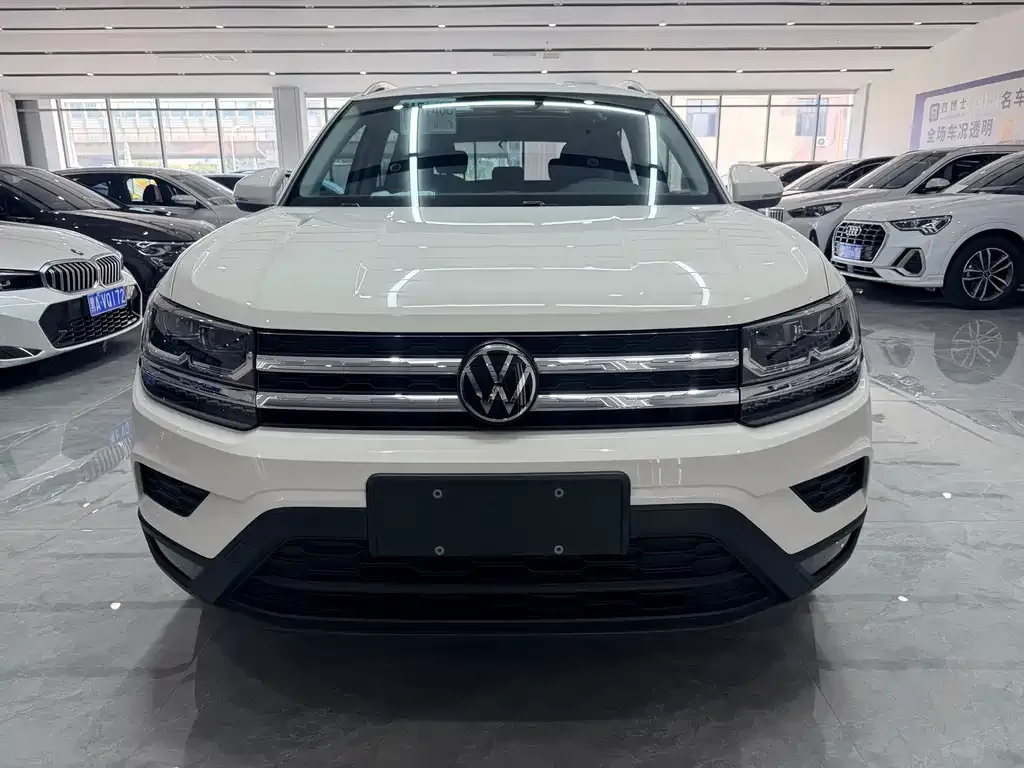 Volkswagen Tharu — фото 8