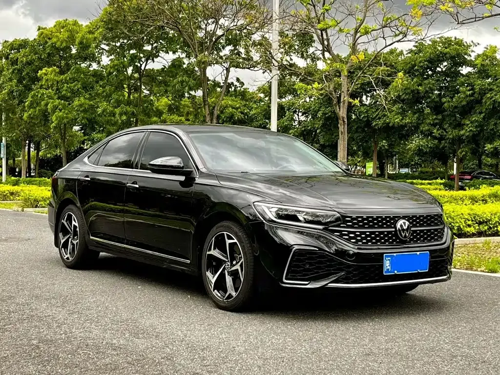 Volkswagen Passat — фото 9