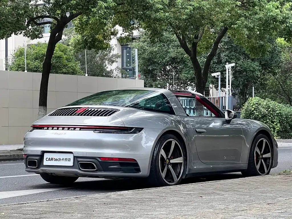 Porsche 911 — фото 4
