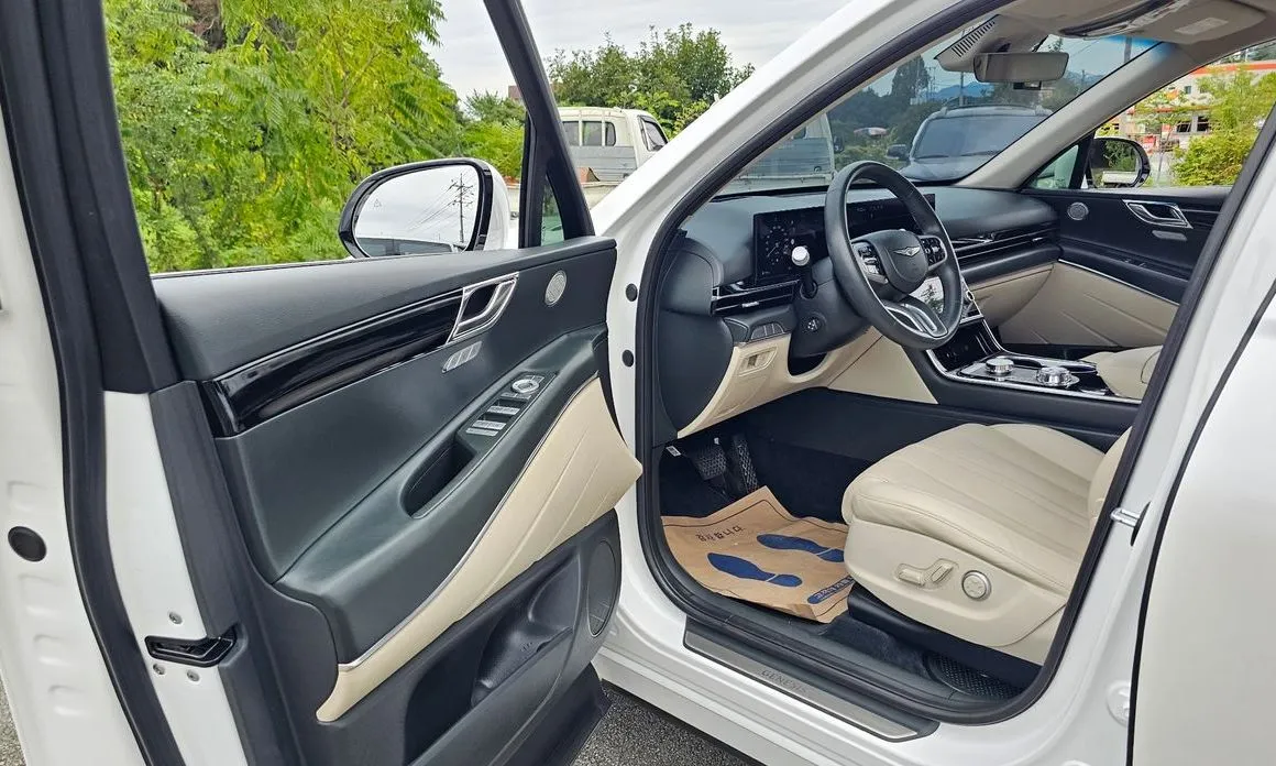 Genesis GV80 — фото 10