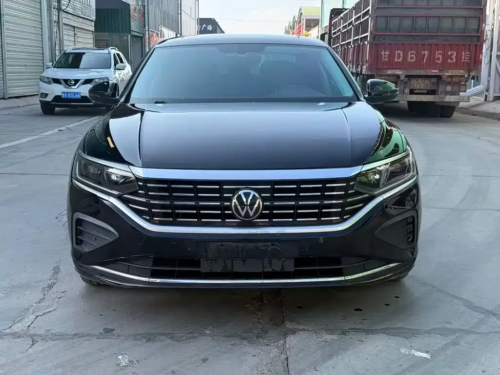 Volkswagen Passat — фото 2
