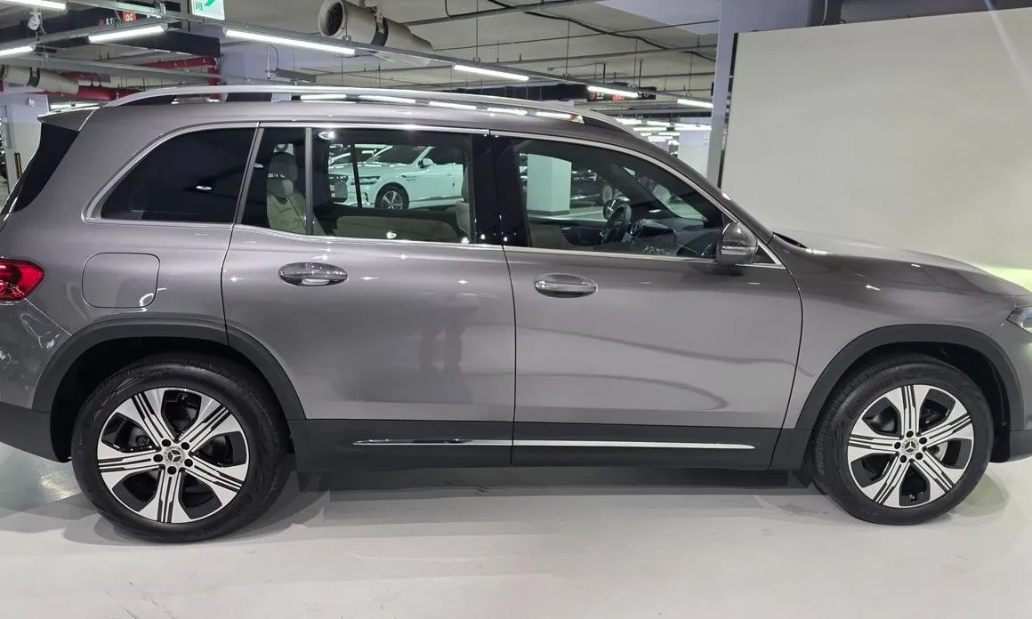 Mercedes-Benz EQB — фото 10