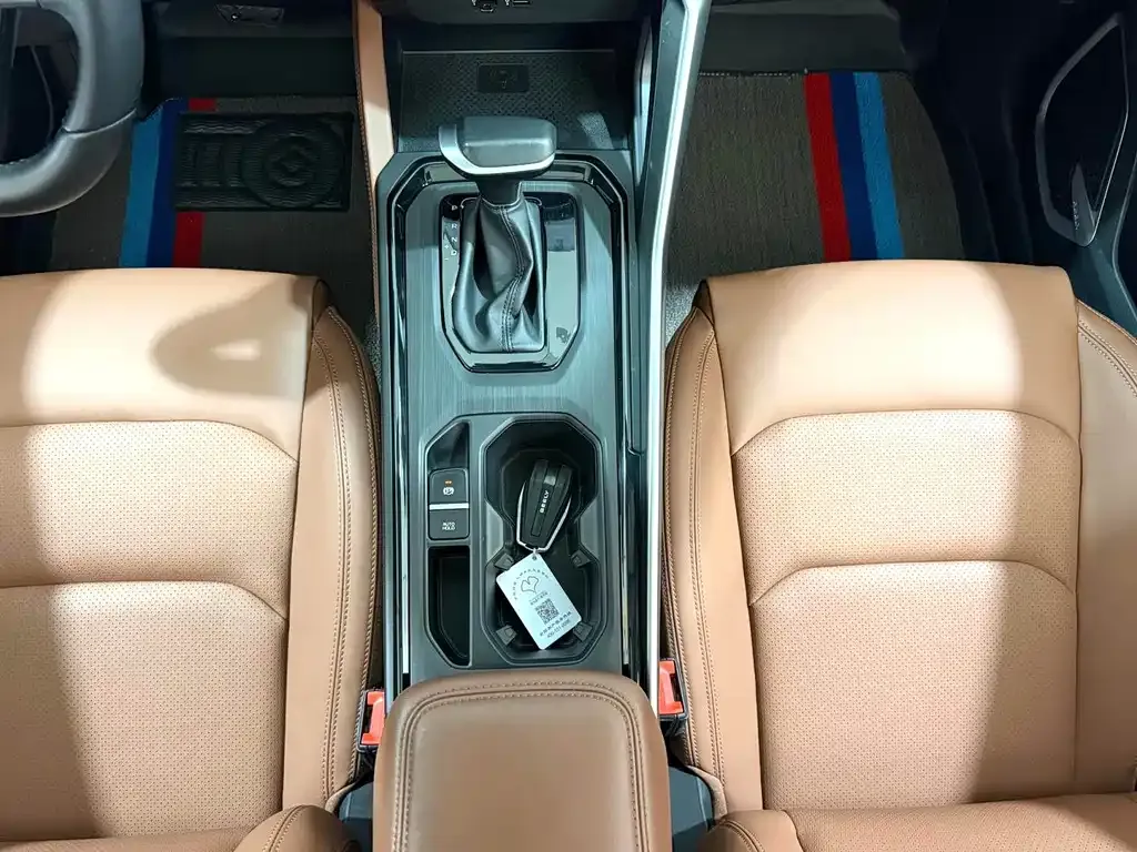 Geely Vision X6 — фото 10