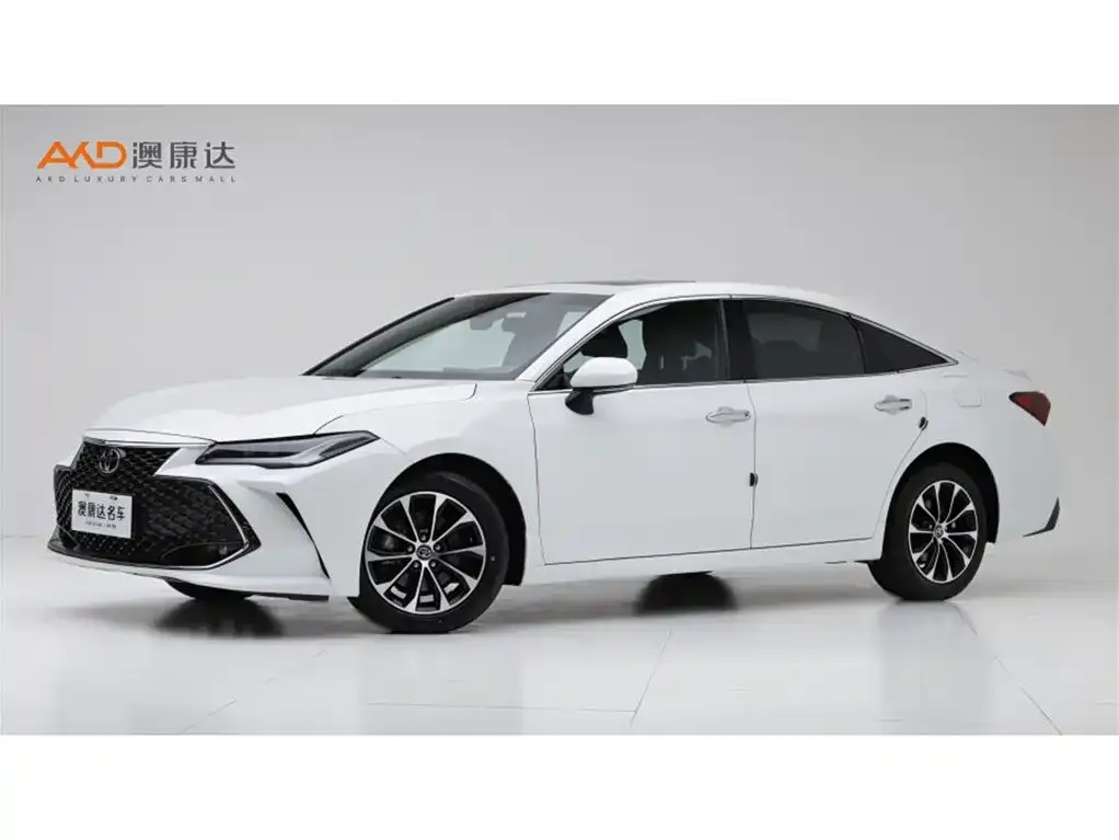 Toyota Avalon — фото 1