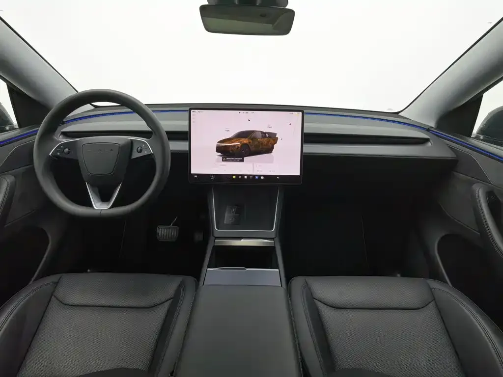 Tesla Model Y — фото 5