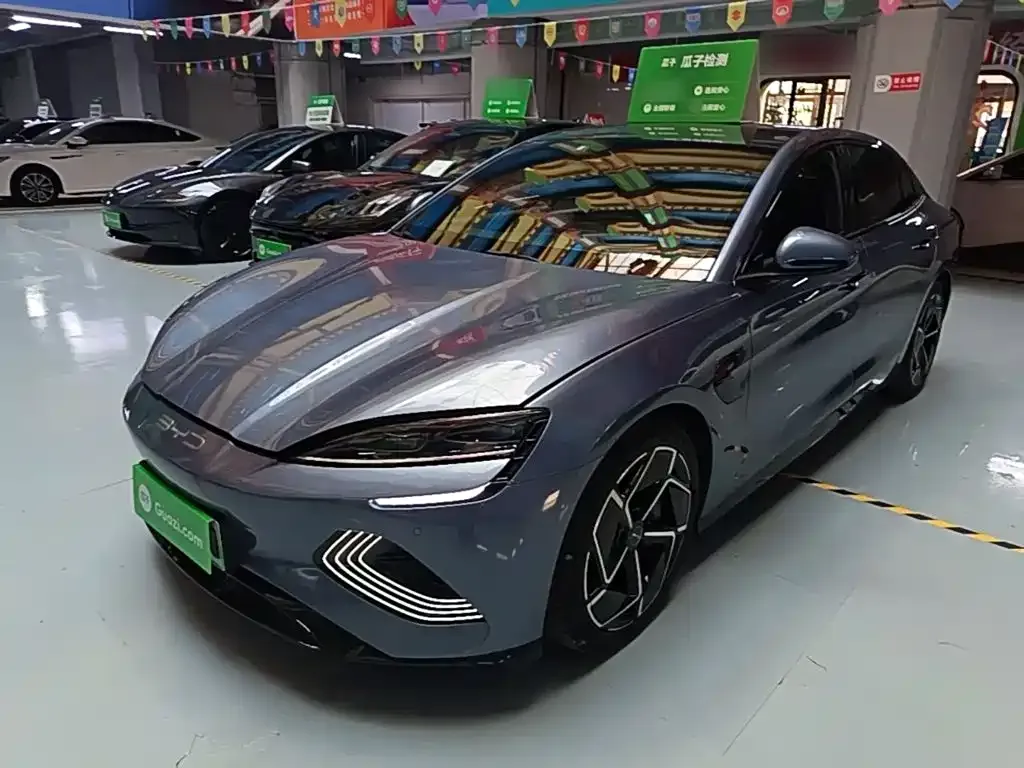 BYD Seal — фото 10