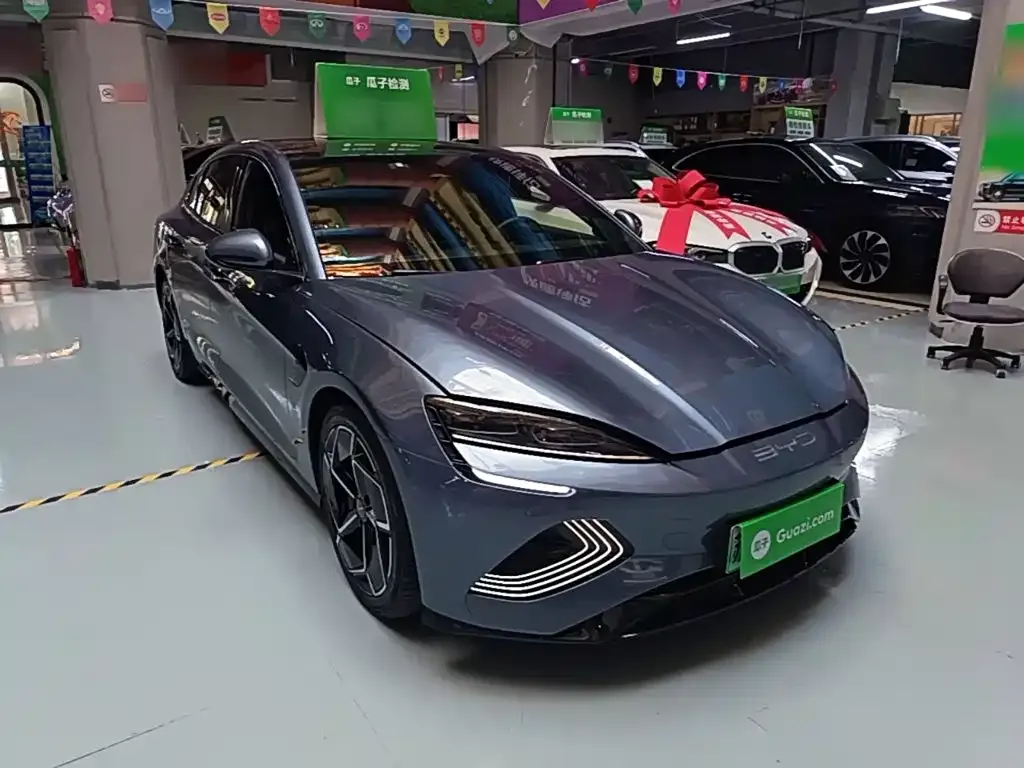 BYD Seal — фото 6