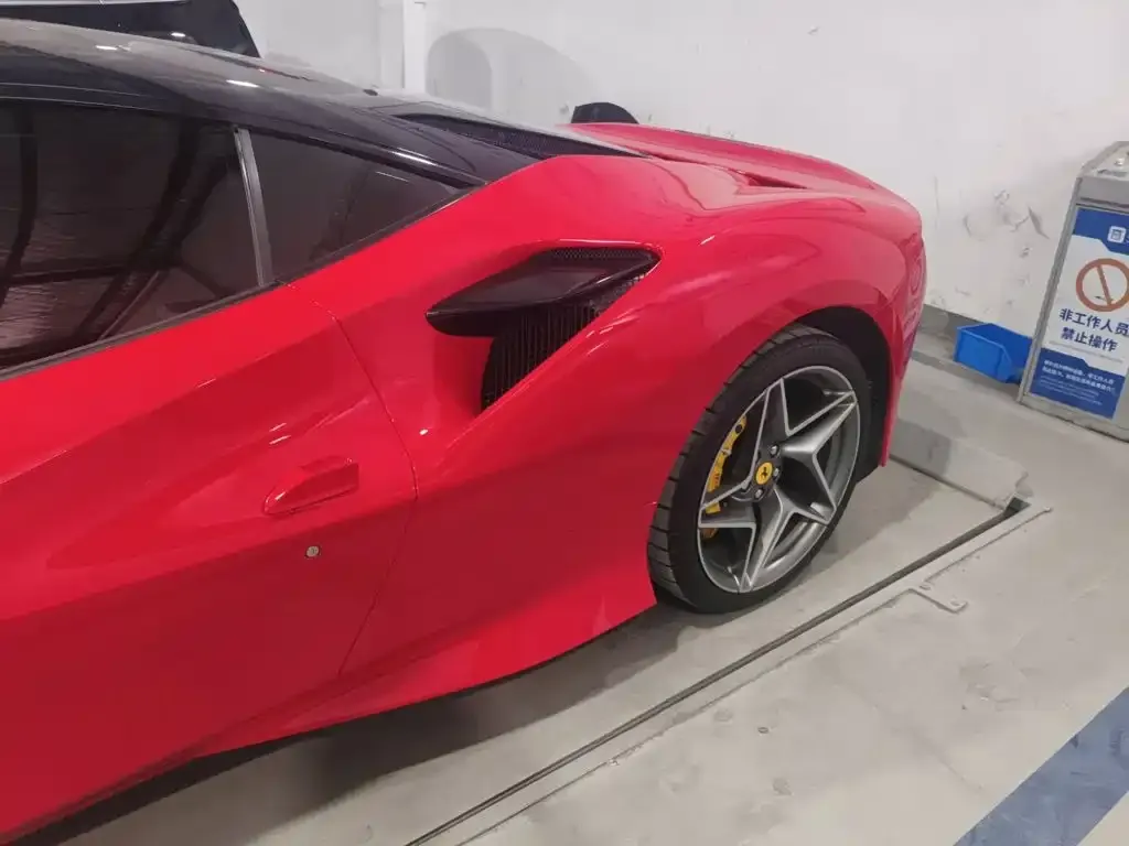 Ferrari F8 — фото 2