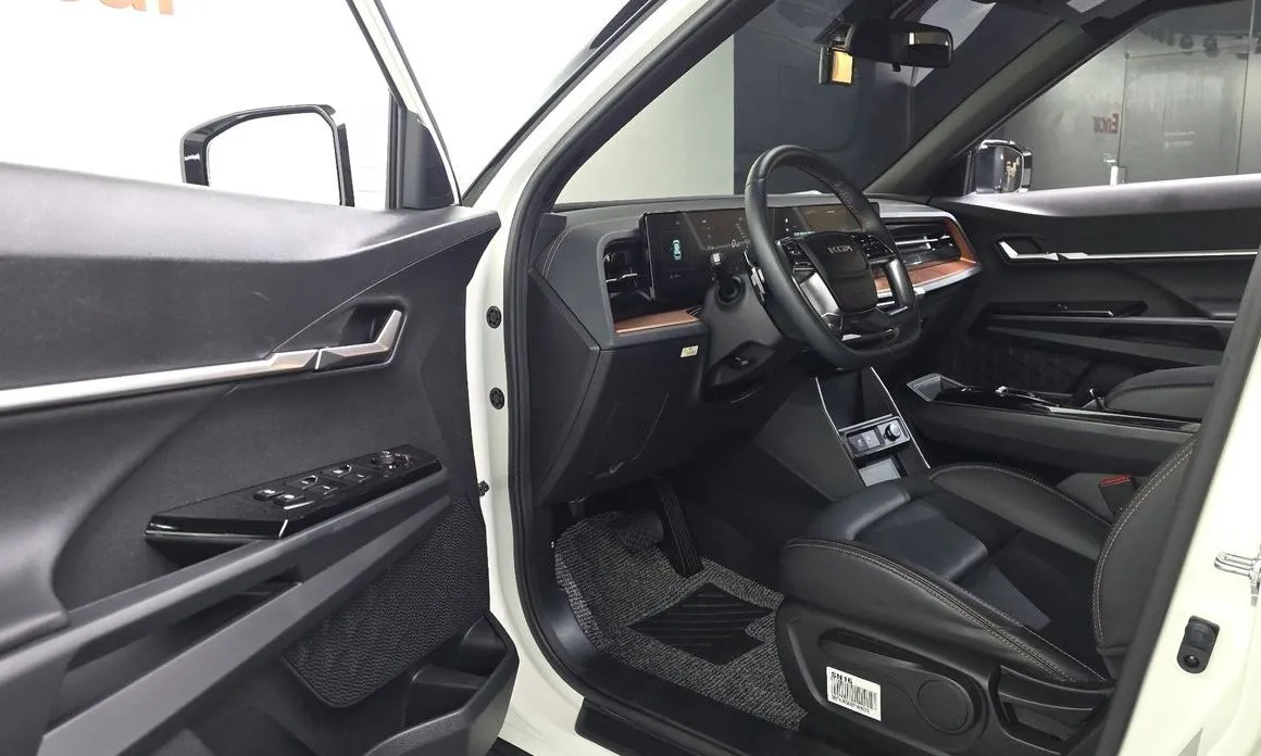 KG Mobility (Ssangyong) Torres — фото 10