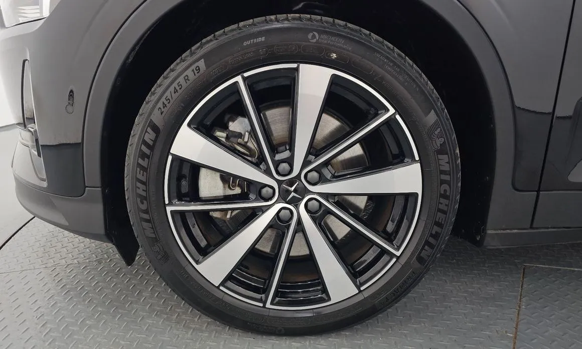 Polestar Polestar 2 — фото 9