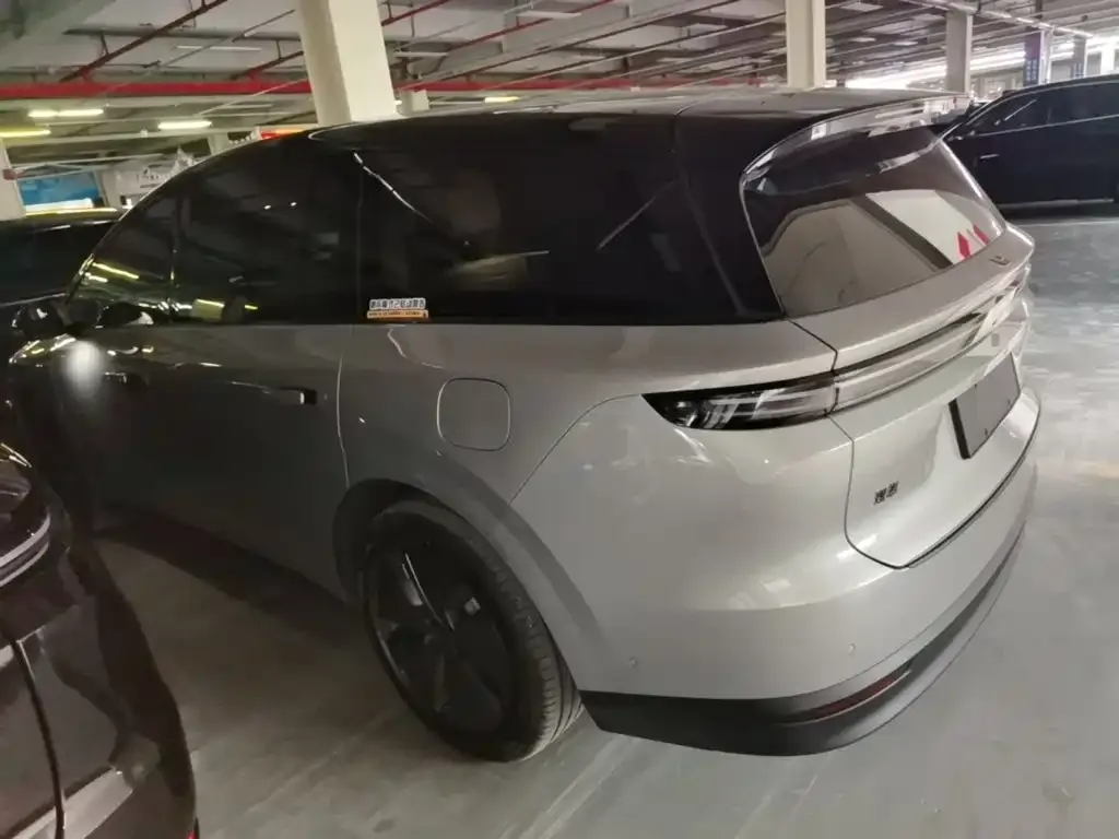 Li Auto Li i8 — фото 7