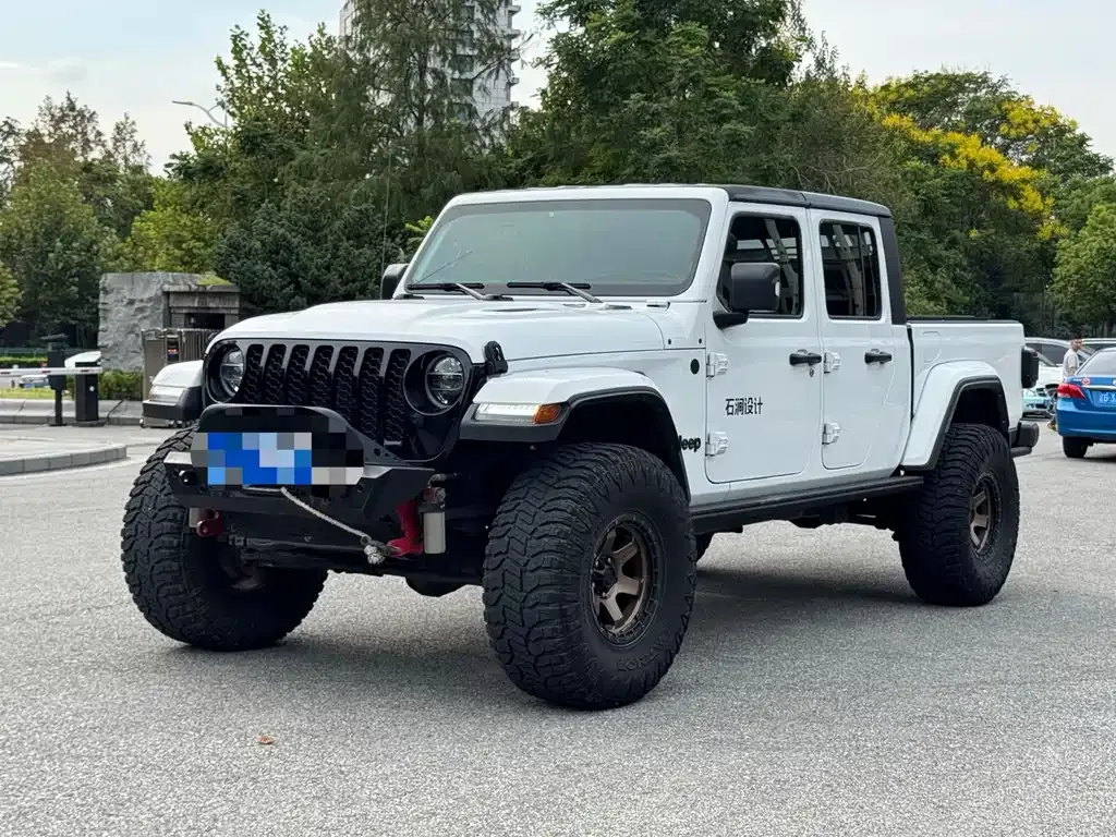 Jeep Gladiator — фото 1