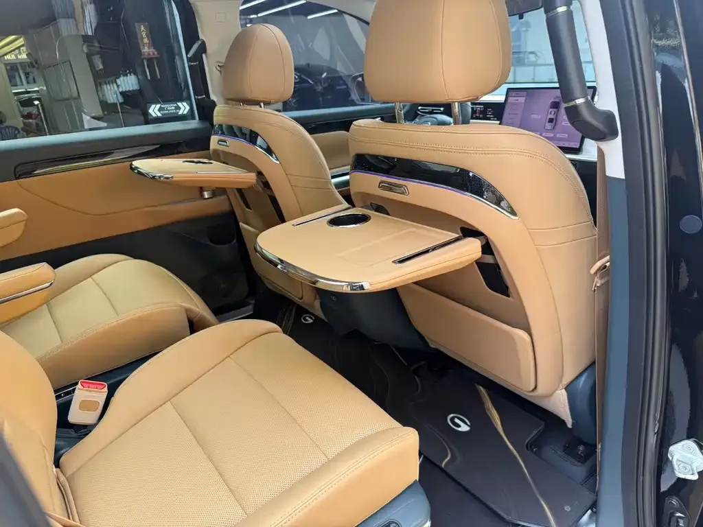 GAC Motor Trumpchi E8 — фото 9