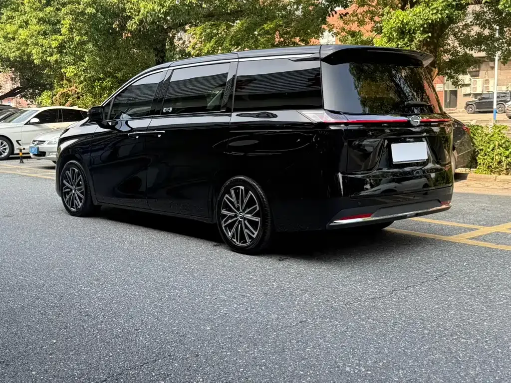GAC Motor Trumpchi E8 — фото 10