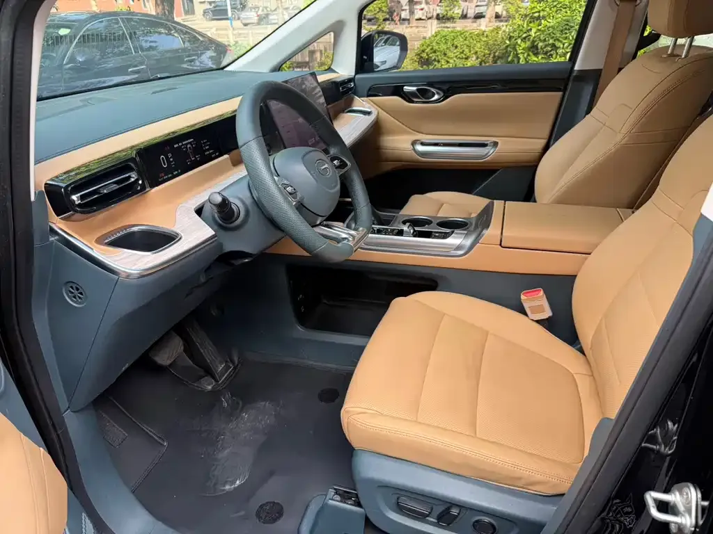 GAC Motor Trumpchi E8 — фото 8