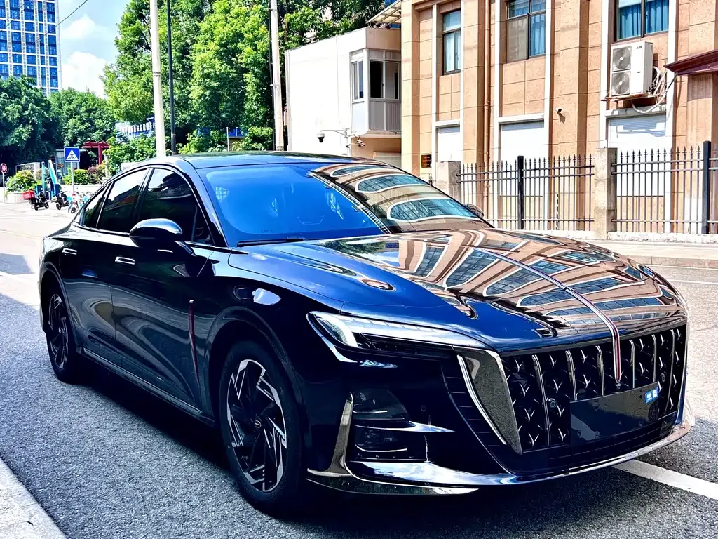 Hongqi H6 — фото 6