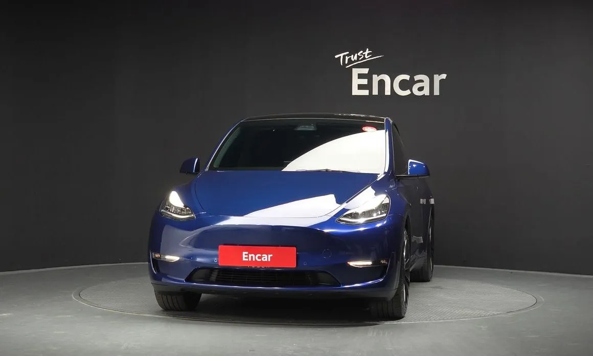Tesla Model Y — фото 6
