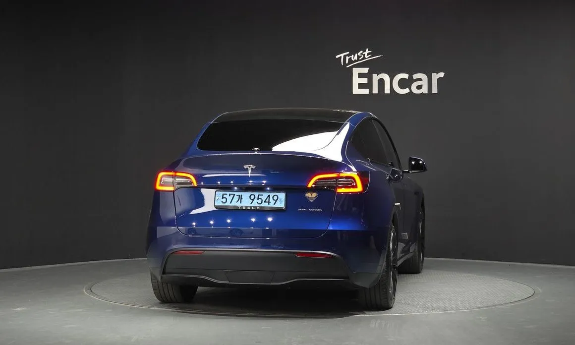 Tesla Model Y — фото 4