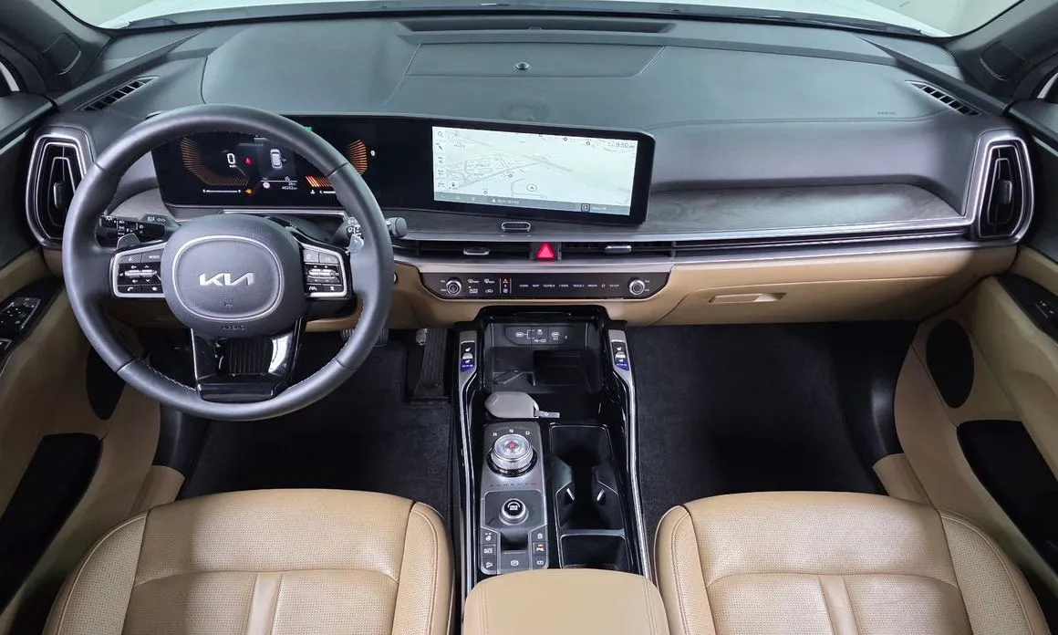 Kia Sorento — фото 6