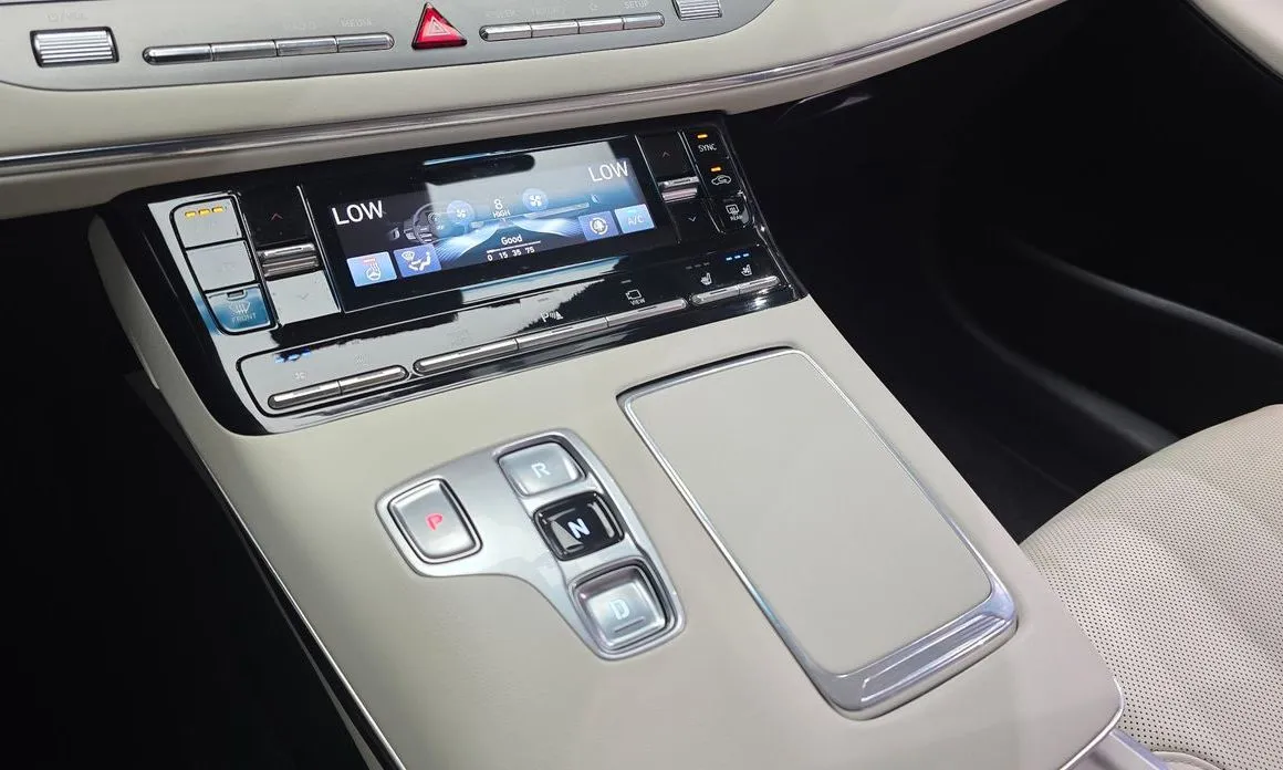 Hyundai Grandeur — фото 10