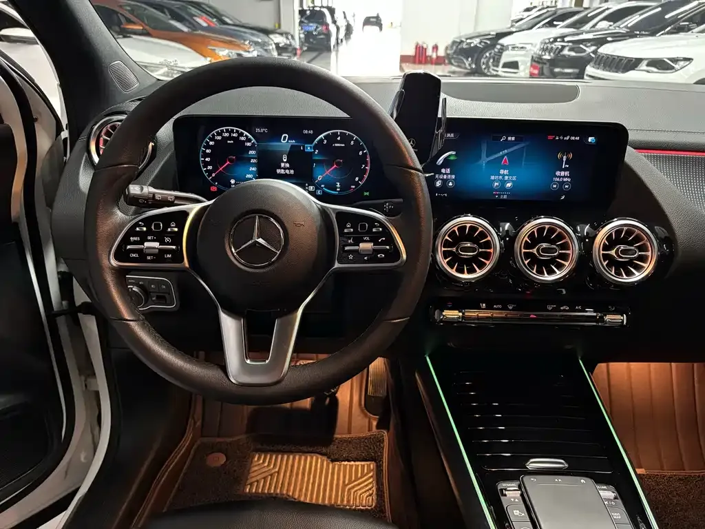Mercedes-Benz GLA — фото 4