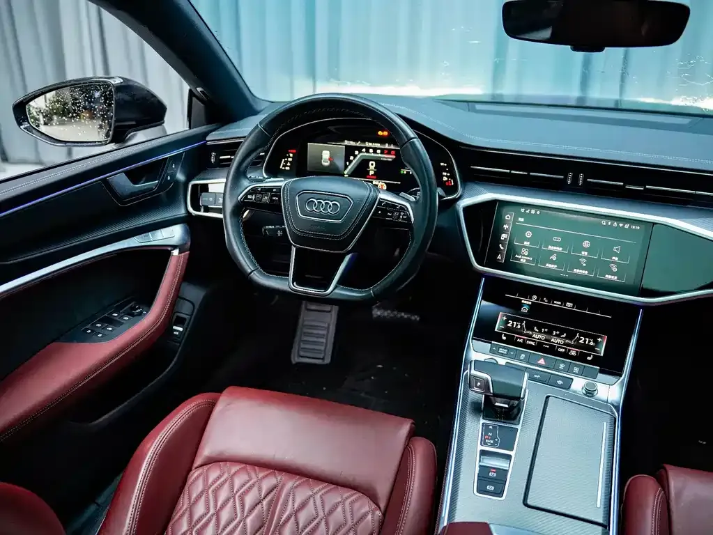 Audi A7L — фото 6