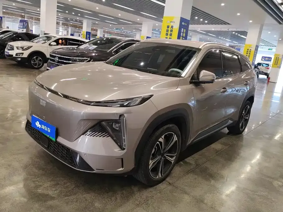 Geely Galaxy L7 — фото 1