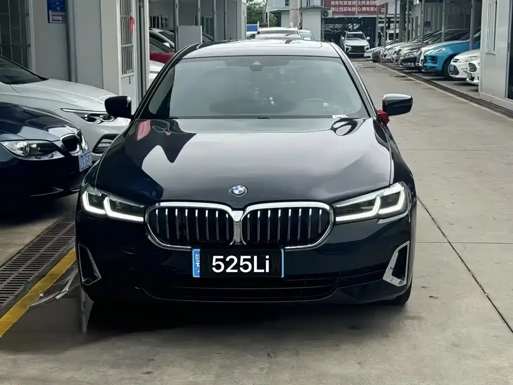 BMW 5 Series — фото 2