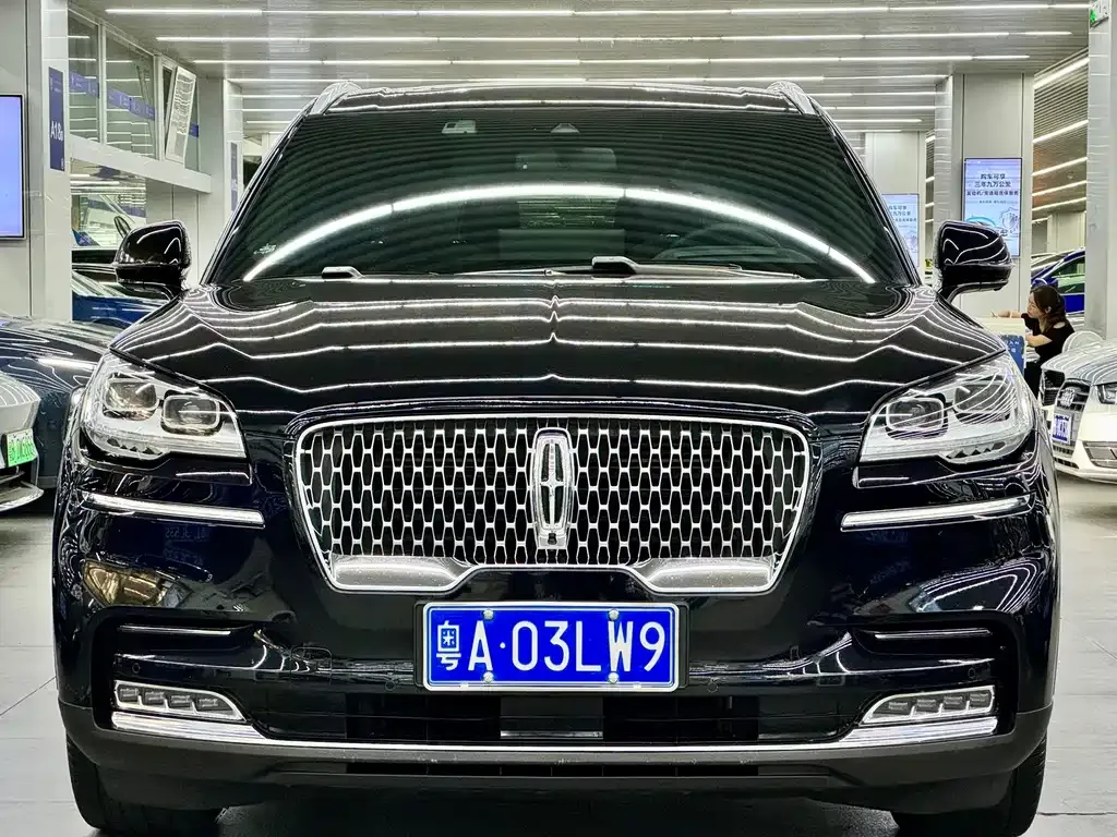 Lincoln Aviator — фото 4
