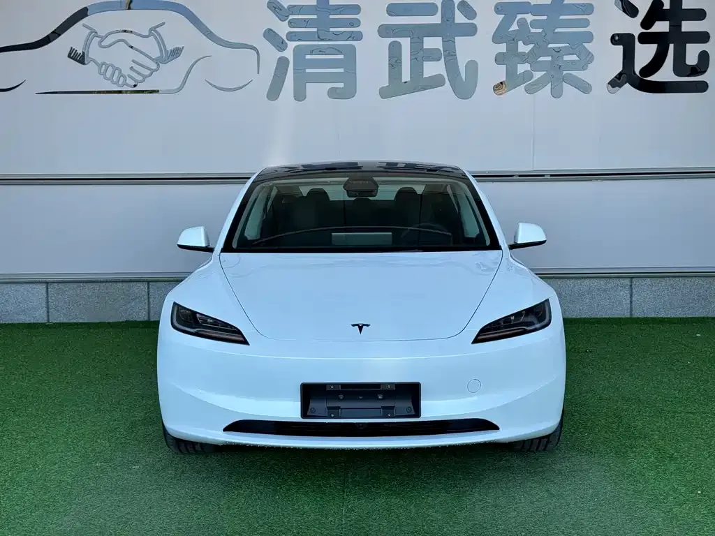 Tesla Model 3 — фото 6