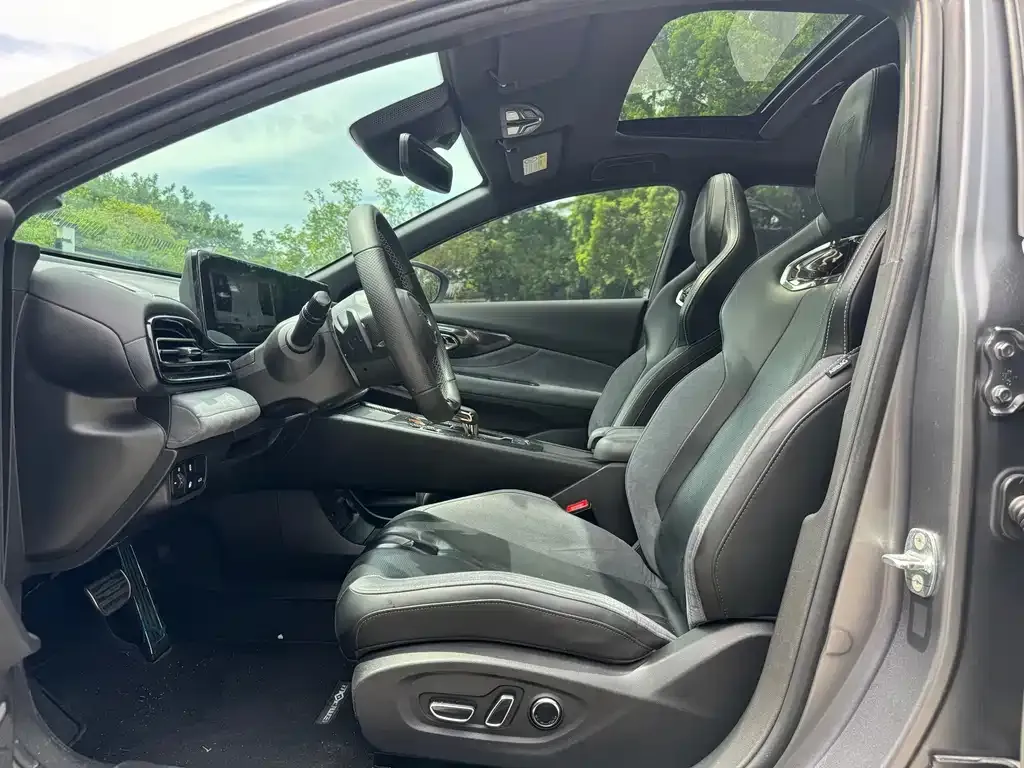 GAC Motor Shadow Leopard — фото 3