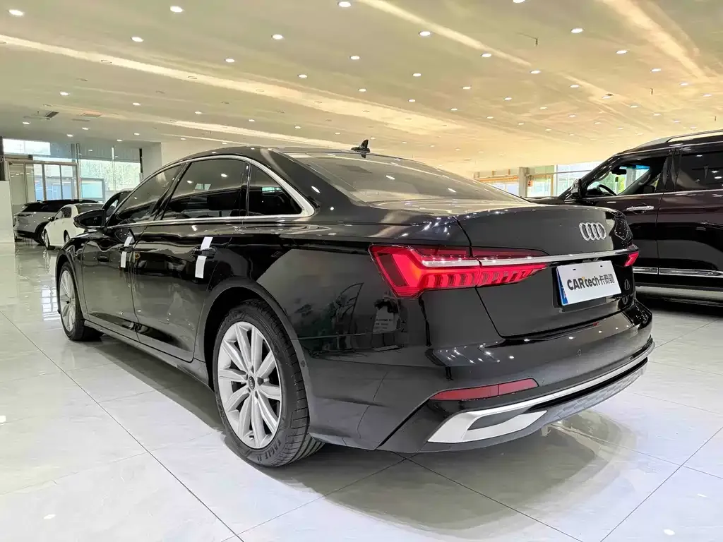 Audi A6L — фото 4