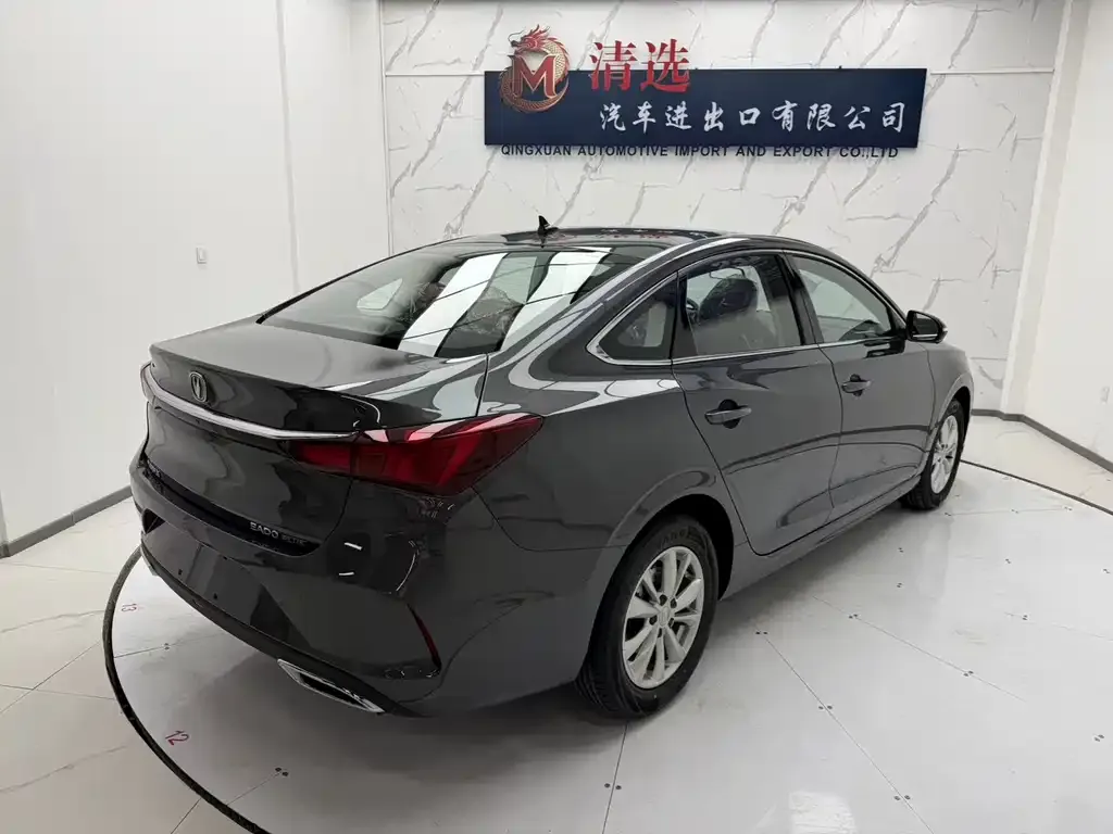 Changan Eado — фото 8